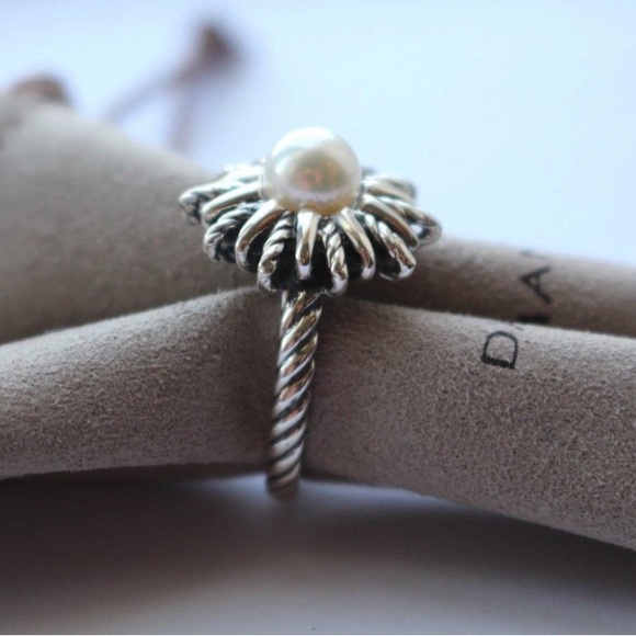 David Yurman Jewelry - David Yurman Starburst Pearl ring